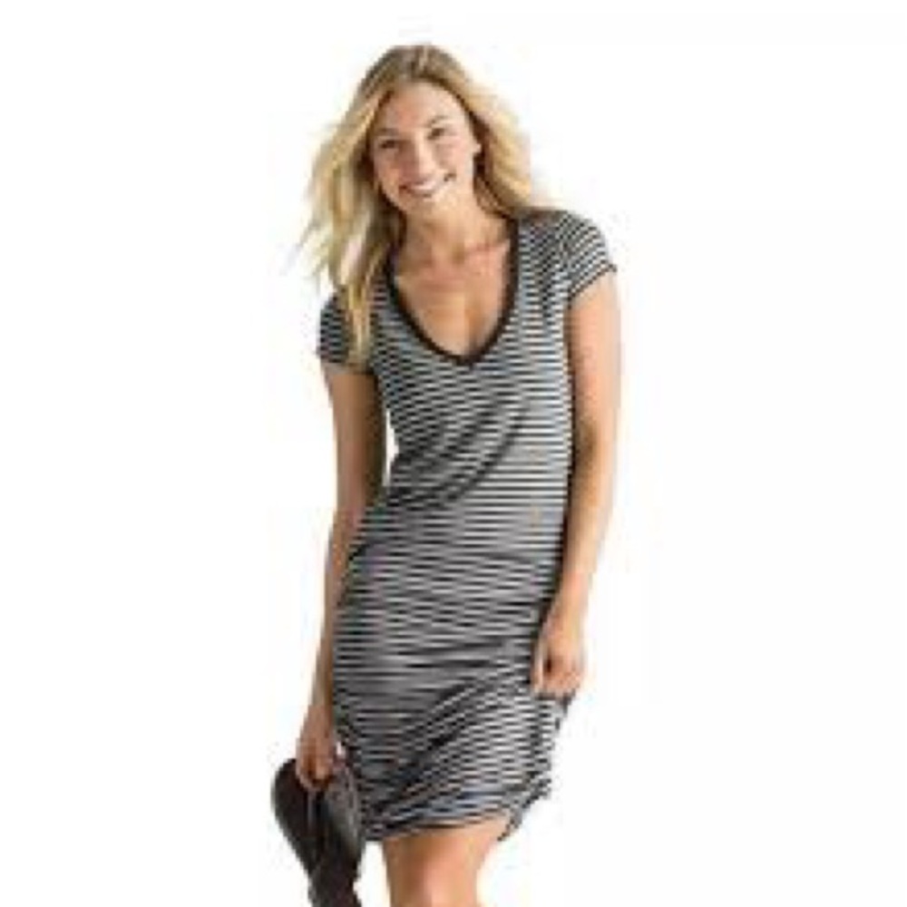 ATHLETA tee dress v-neck grey stripe ruched sides